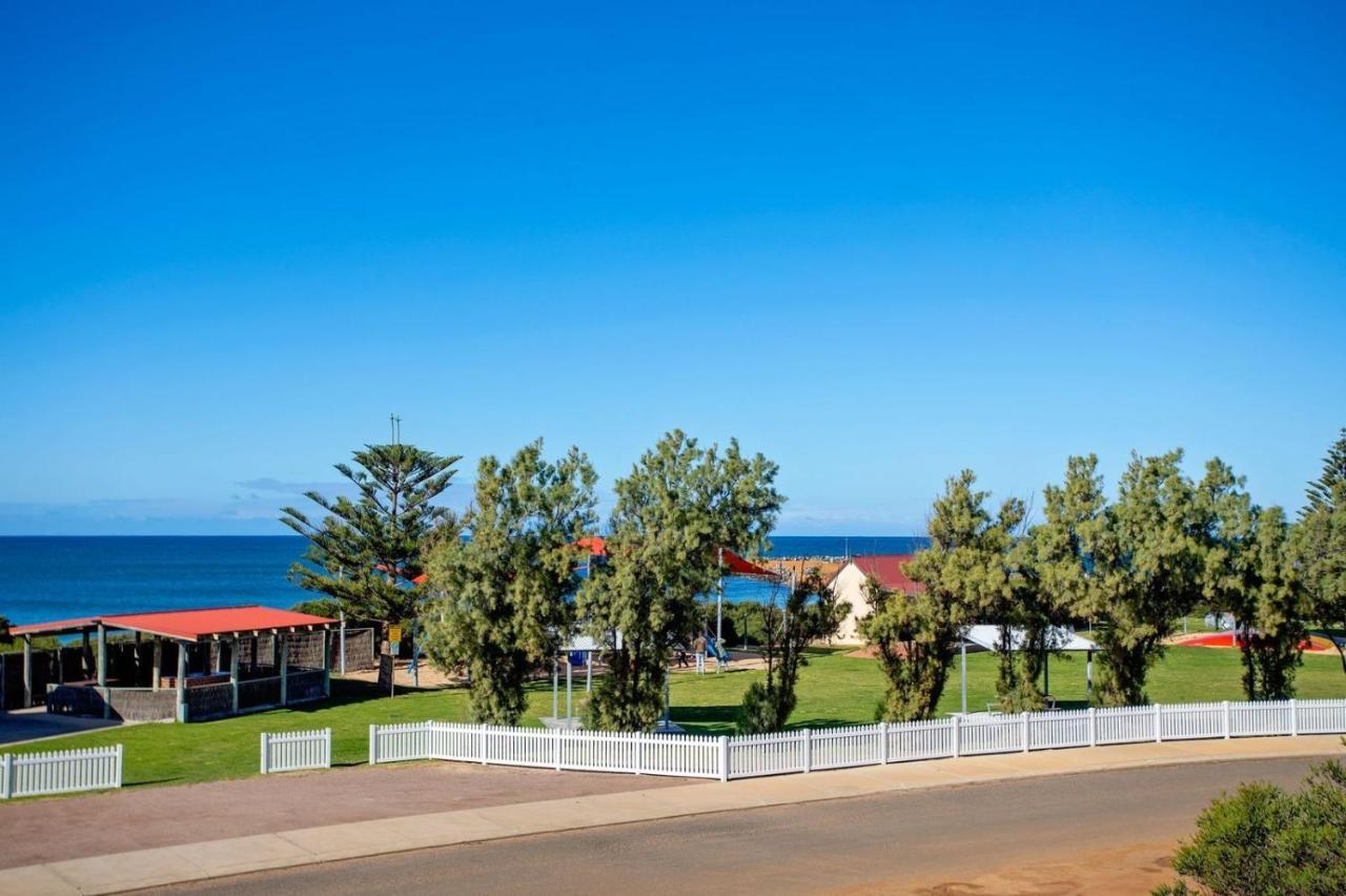 Hopetoun Motel & Chalet Village Exterior photo