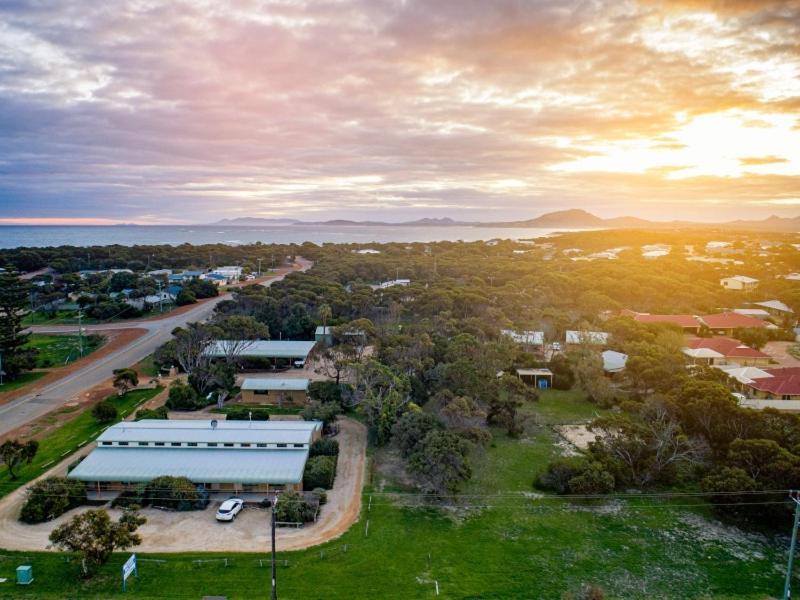 Hopetoun Motel & Chalet Village Exterior photo
