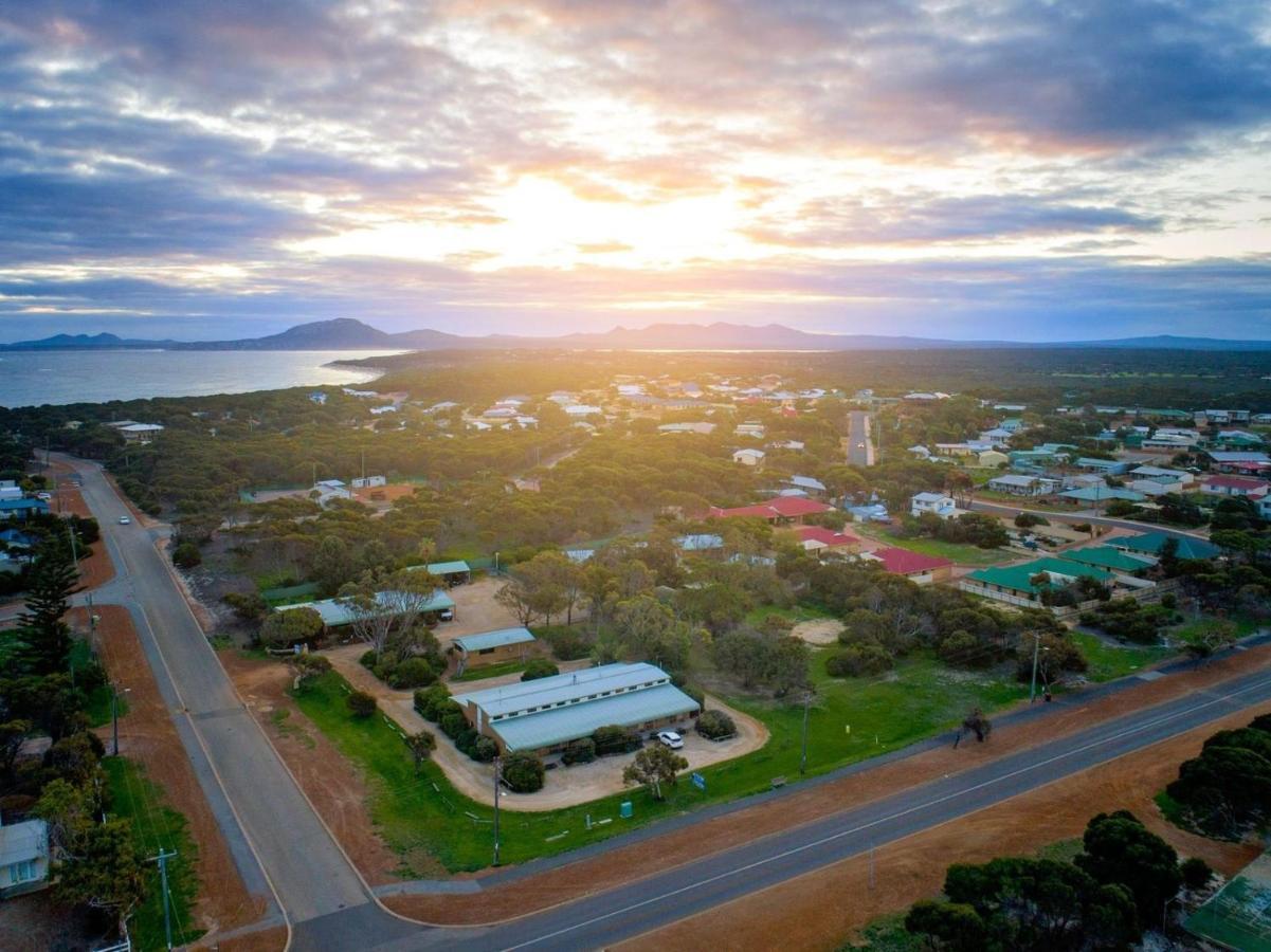 Hopetoun Motel & Chalet Village Exterior photo